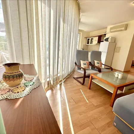 Apartment Golden - Menada *