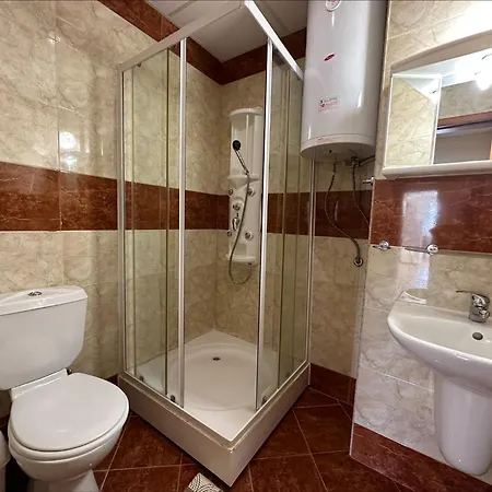 Golden - Menada Apartment
