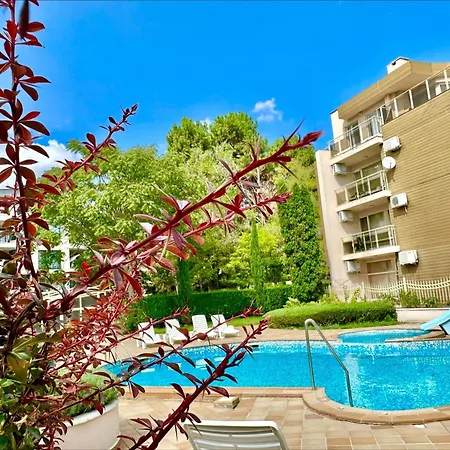 Apartment Golden - Menada *